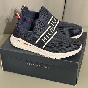 Tommy Hilfiger Navy Blue Mesh tmNillo Model Slip-on Size 12M
with Memory Foam
